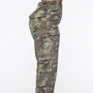 Cadet Kim Oversized Camo Pants- L